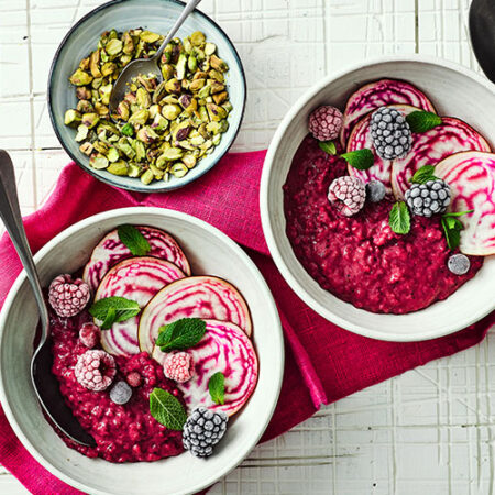 Flahavan's Recipes, Beetroot & Frozen Berry Porridge